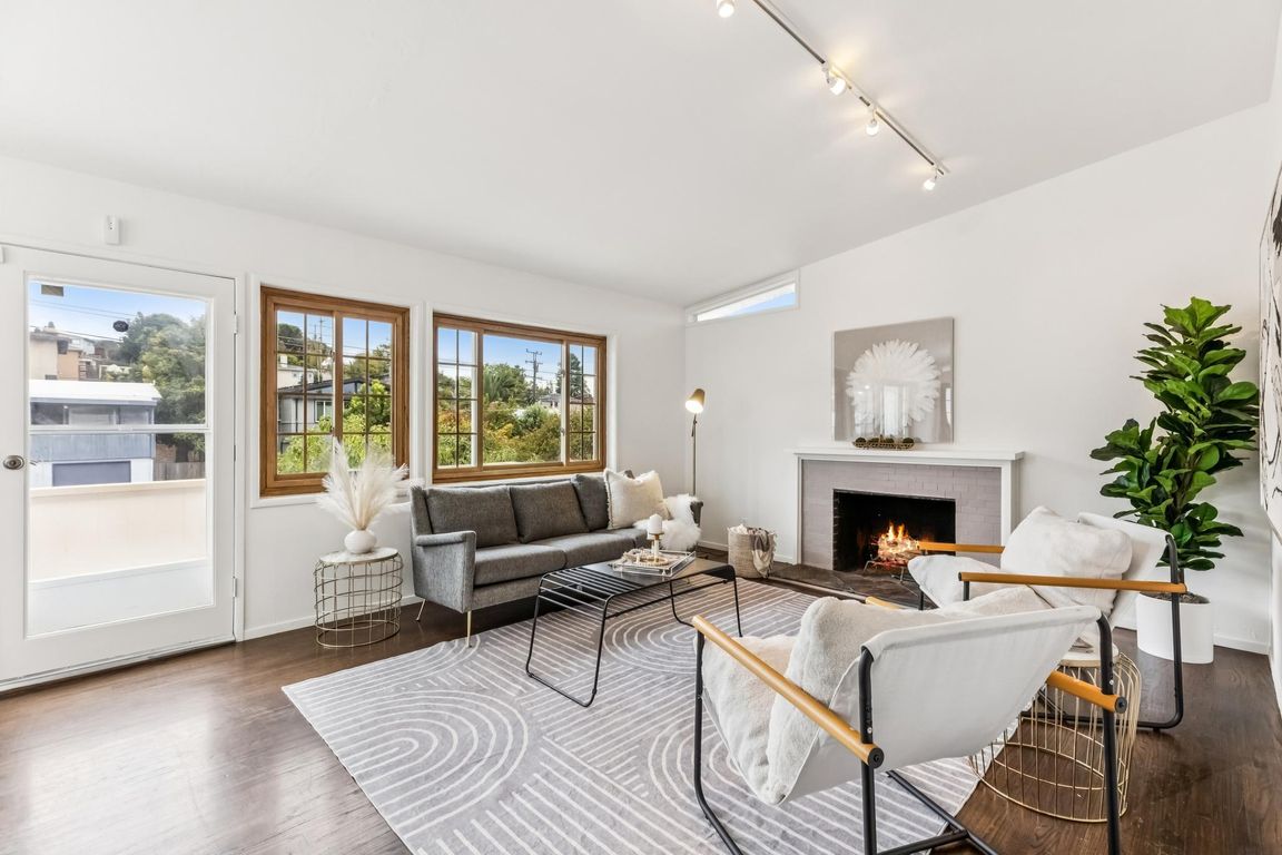 next background image