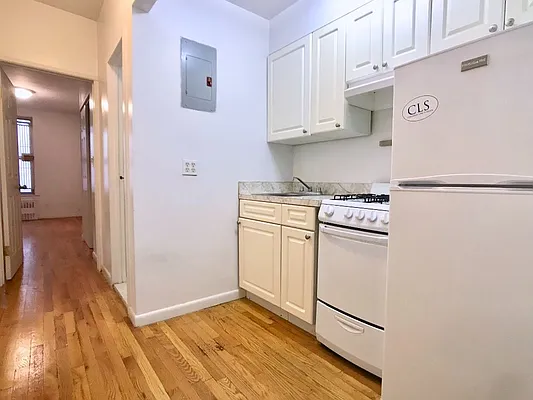 Rented by Sovereign Associates | media 12