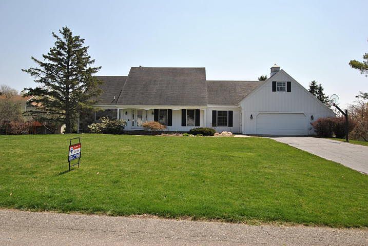 1st image of 3421 N Applecrest Ct SE