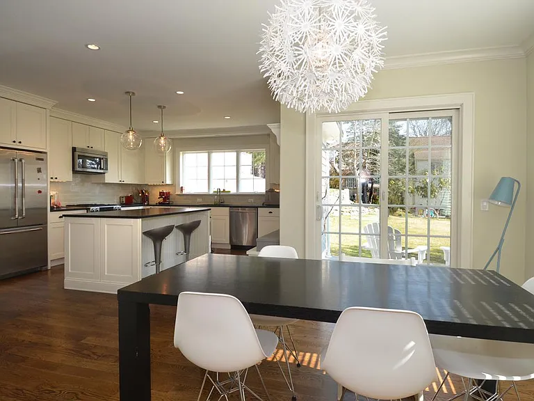 Open kitchen layout