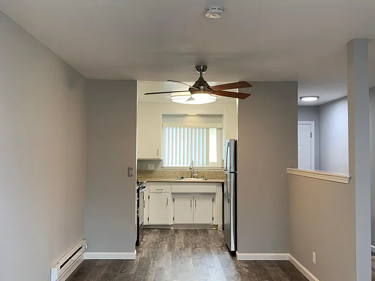 415 Acalanes Apartments — Photo 23