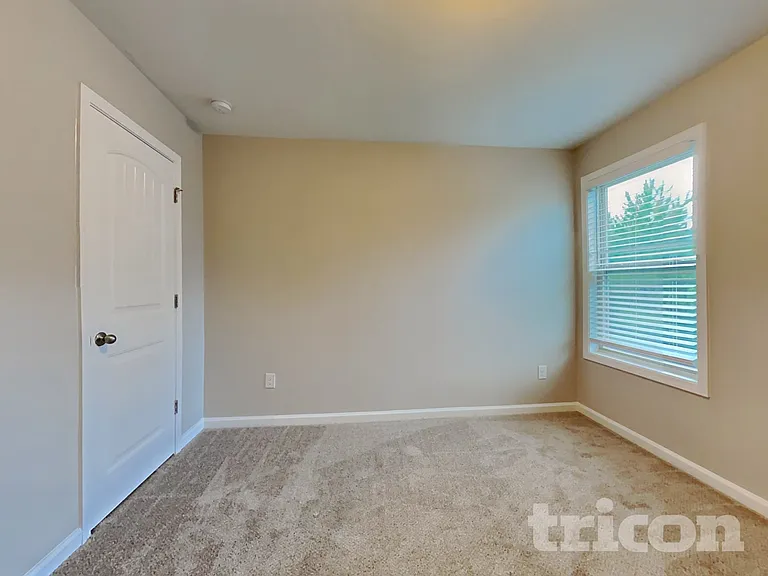 3440 Baylor Cir — Photo 9