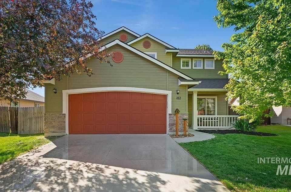 1st image of 182 E Ironstone Dr