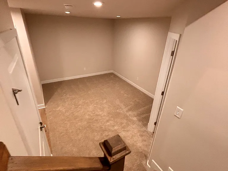 Poplar Loop — Photo 17