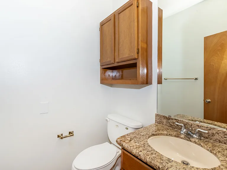 Encino — Photo 28