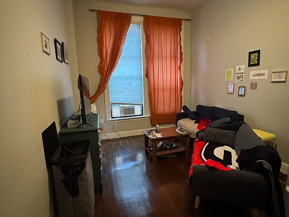 2nd image of 31 Longwood Ave #5