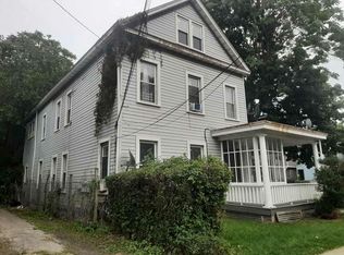 21 S White St #B, Poughkeepsie, NY 12601