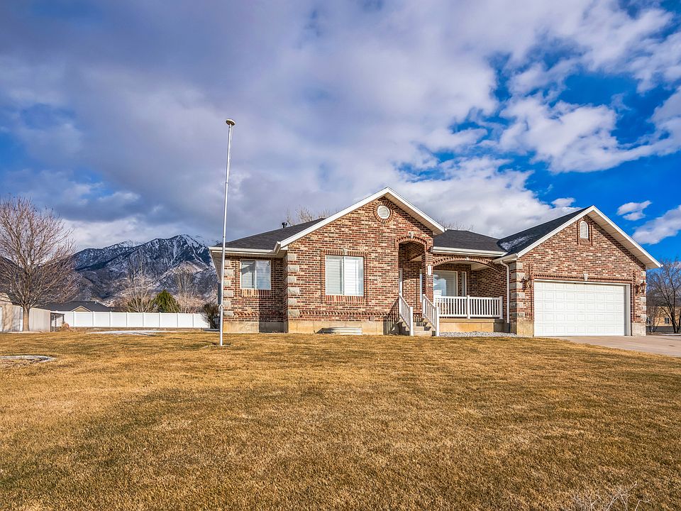 1st image of 877 S 200 W