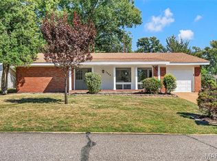 1524 Tryon Dr, Saint Louis, MO 63146