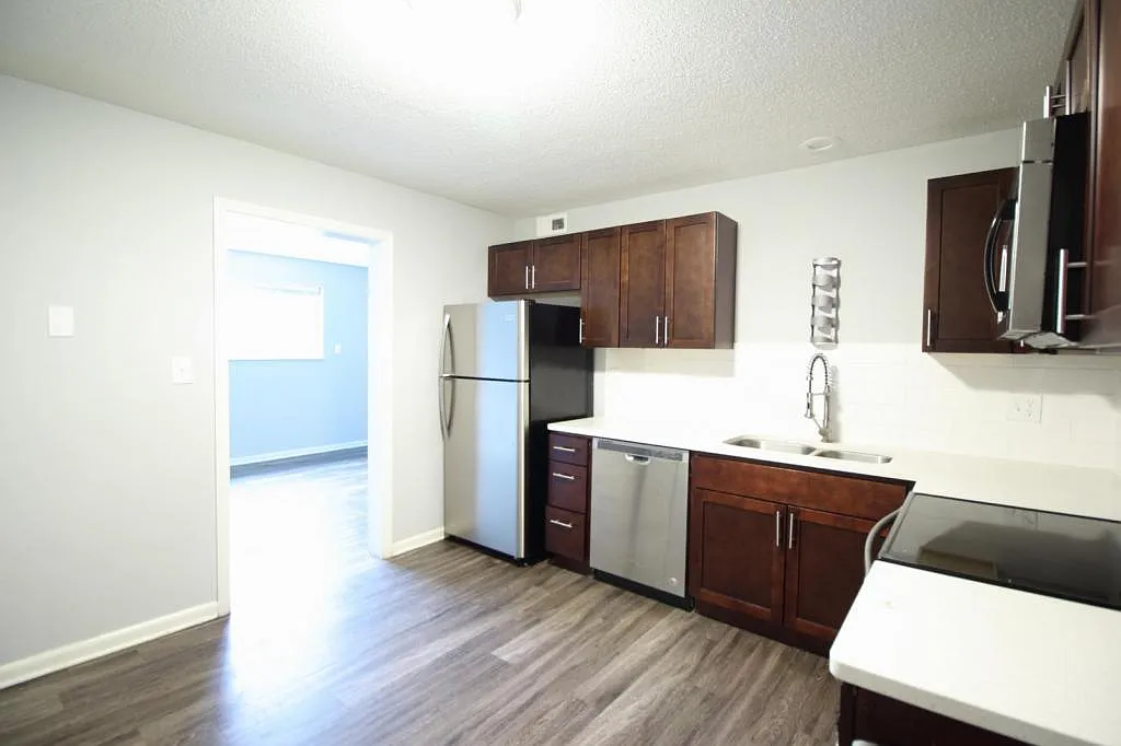 2530 W 47th Ave — Photo 4