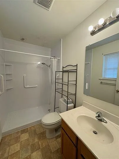 1116 Ashby St — Photo 11