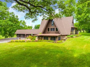 705 W Thomas St, Toulon, IL 61483