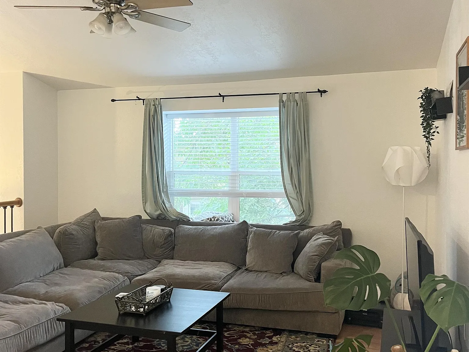 211 Redwood Circle - 1 — Photo 3