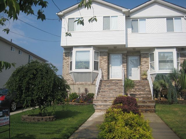 1st image of 843 Rossville Ave