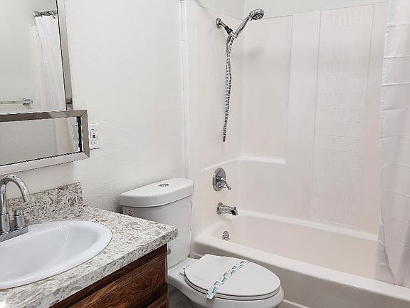 5th image of 9245 Elm Vista Dr #106