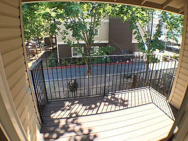 1232 NE 16th St — Photo 12