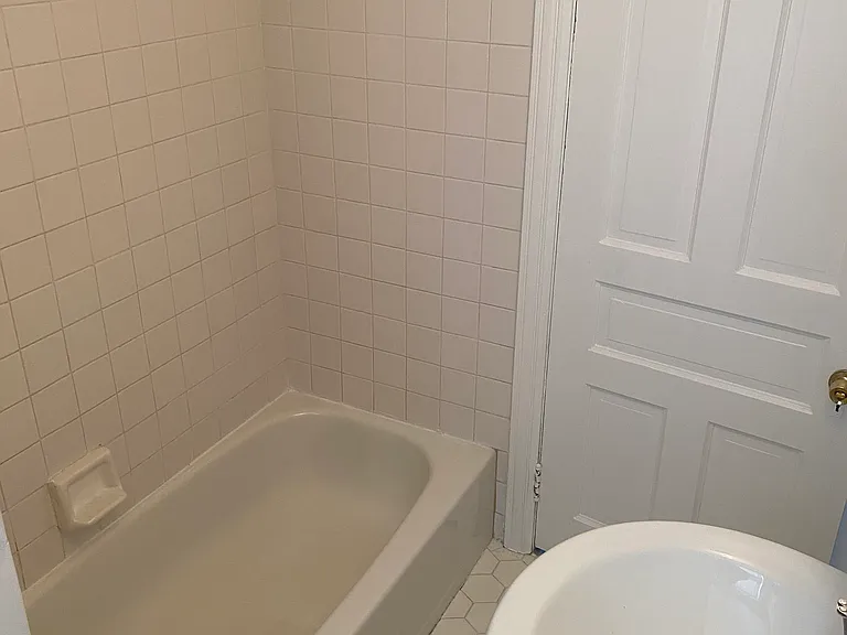 110 Bridge St #2 — Photo 7
