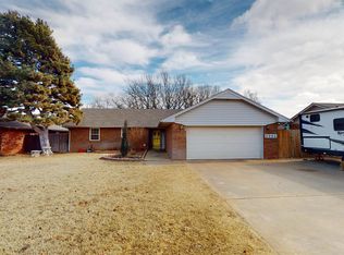 2904 Robin Ridge Rd, Woodward, OK 73801