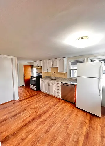 26 Cherry St Photo 1
