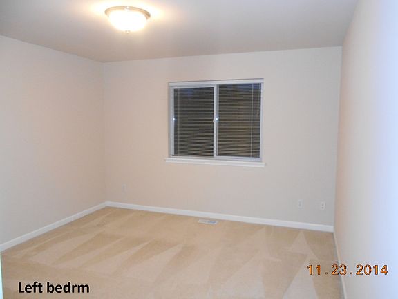 5th image of 17916 33rd Pl W