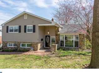 19 W Dartmouth Rd, Bala Cynwyd, PA 19004