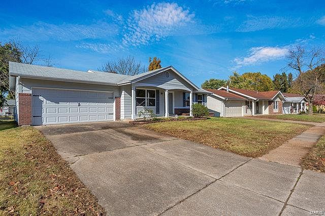 1st image of 4021 Hounds Hill Dr