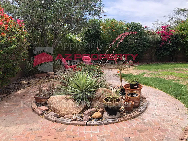 12439 W Morning Vista Ln — Photo 18