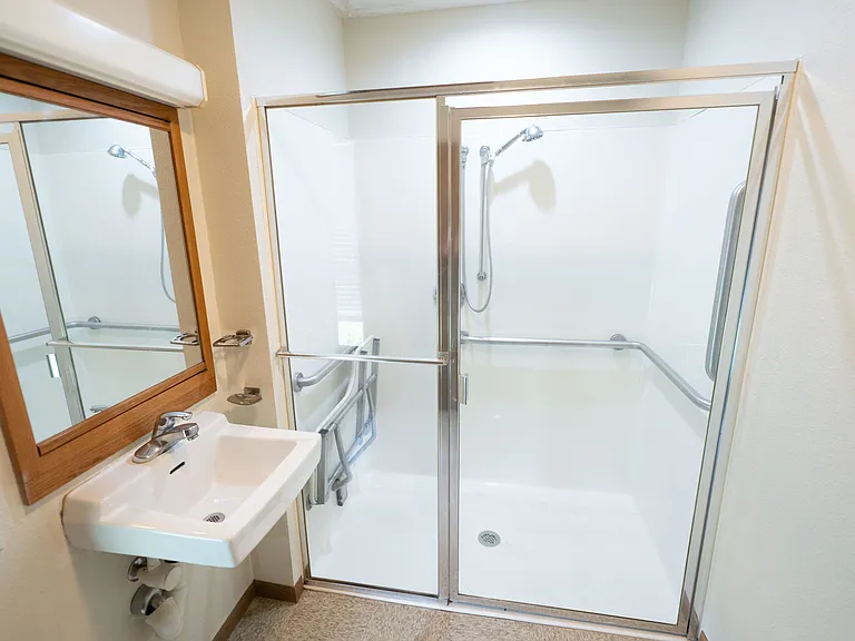 201 N Cedar St #8 — Photo 7