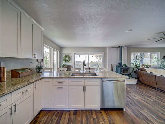 3rd image of 18626 Quiet Oak Pl