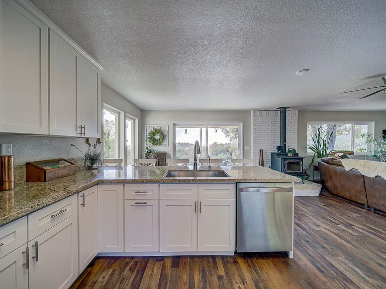 18626 Quiet Oak Pl — Photo 3