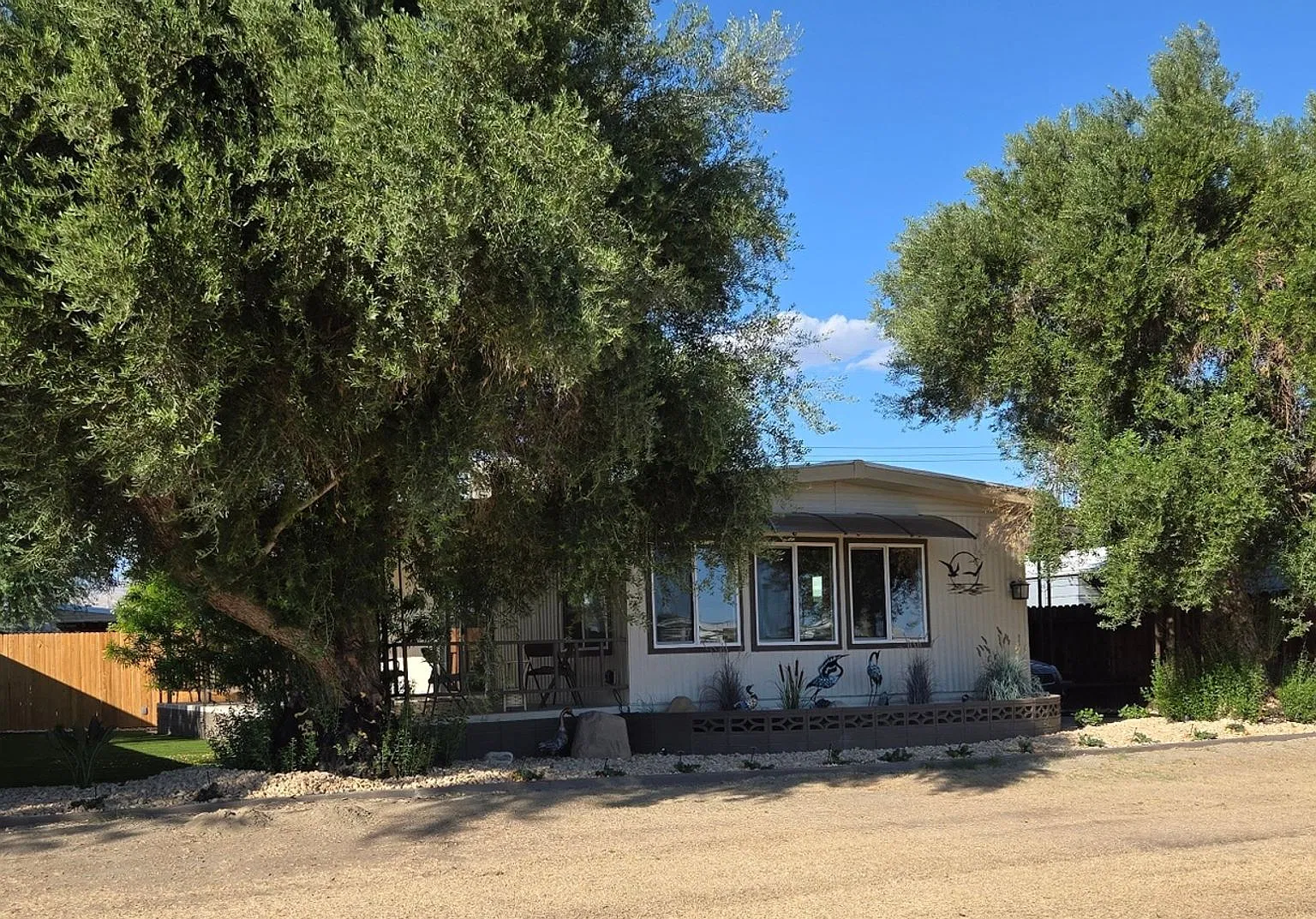 55+ Golf Course Retreat at Tri-Palms Country Club Pet Friendly — Photo 1