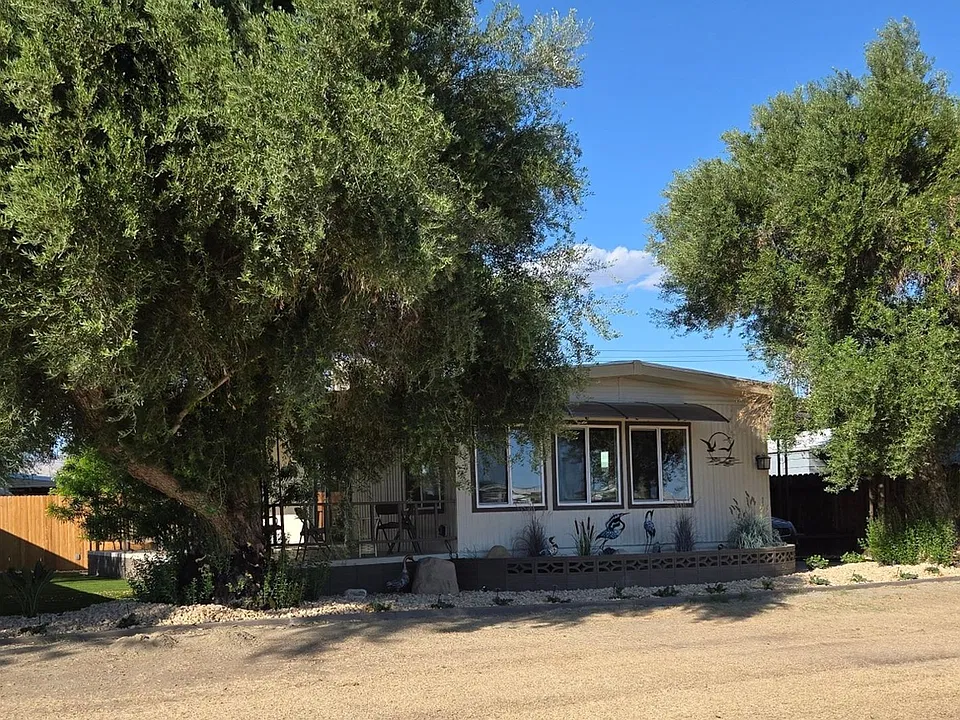 73537 Algonquin Pl