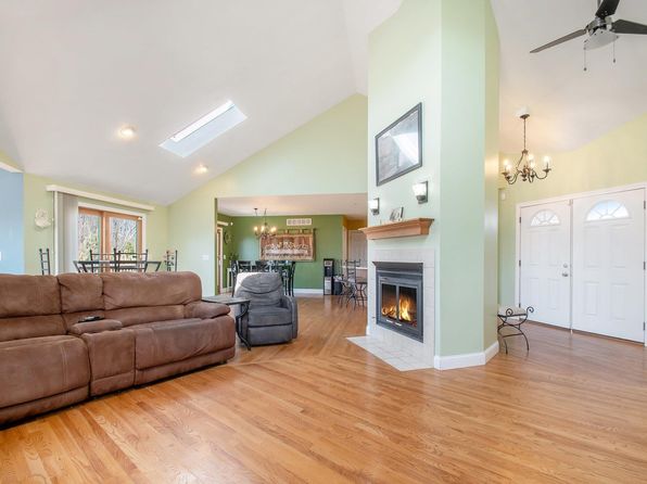 27151 Harrison Rd, South Bend, IN 46619