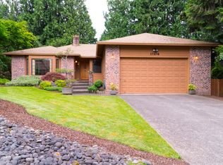 17106 SE Parkers Dr, Gladstone, OR
