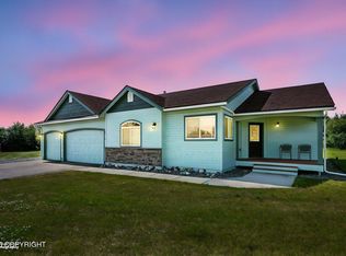 3098 N Lazy Aurora Cir, Palmer, AK 99645