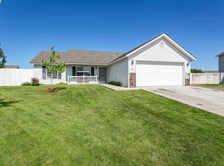 4601 Catalonia Dr, Pasco, WA 99301