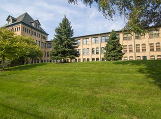 634 Congdon Ave #22, Elgin, IL 60120
