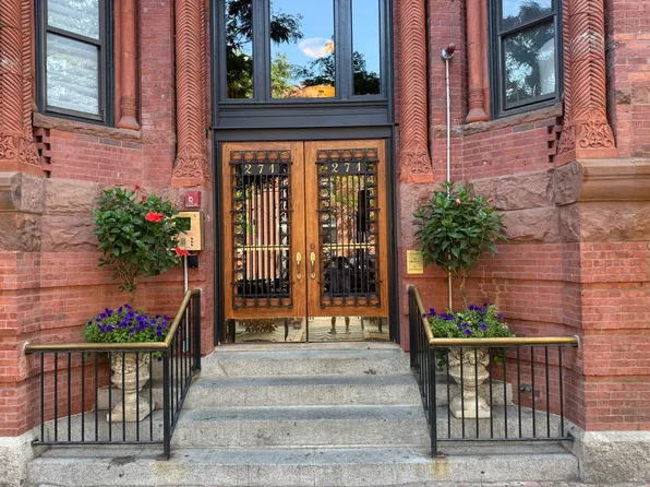 271 Dartmouth St APT 2F, Boston, MA 02116