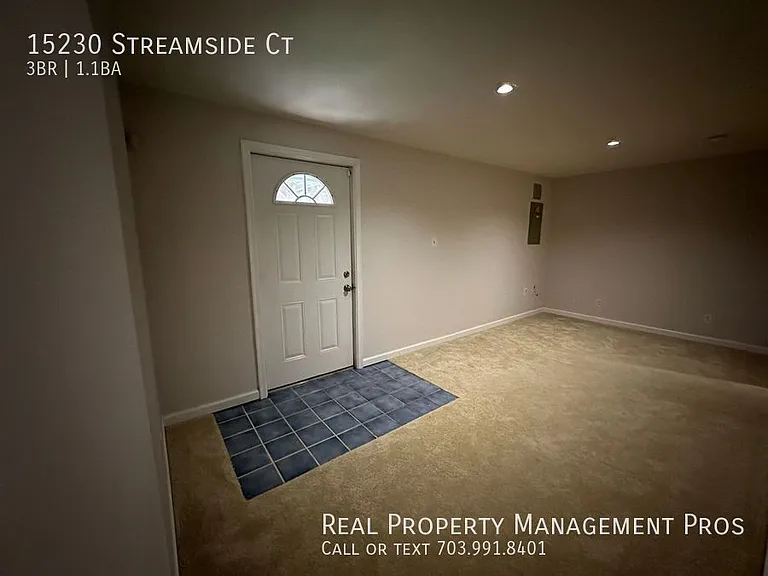 15230 Streamside Ct — Photo 20
