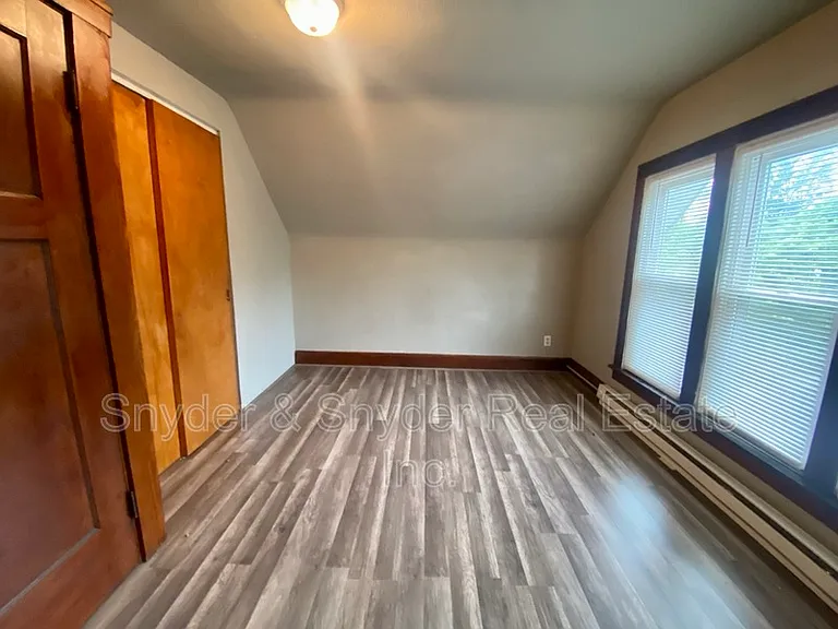 438 Crestwood Ave #3 — Photo 4