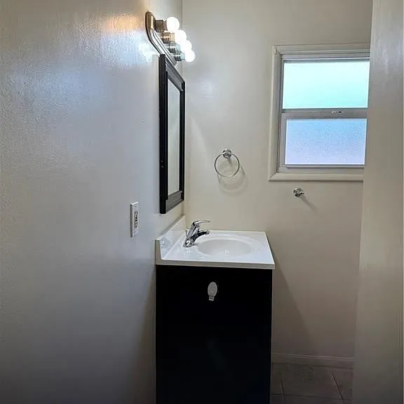 264 W Grandview Dr — Photo 10
