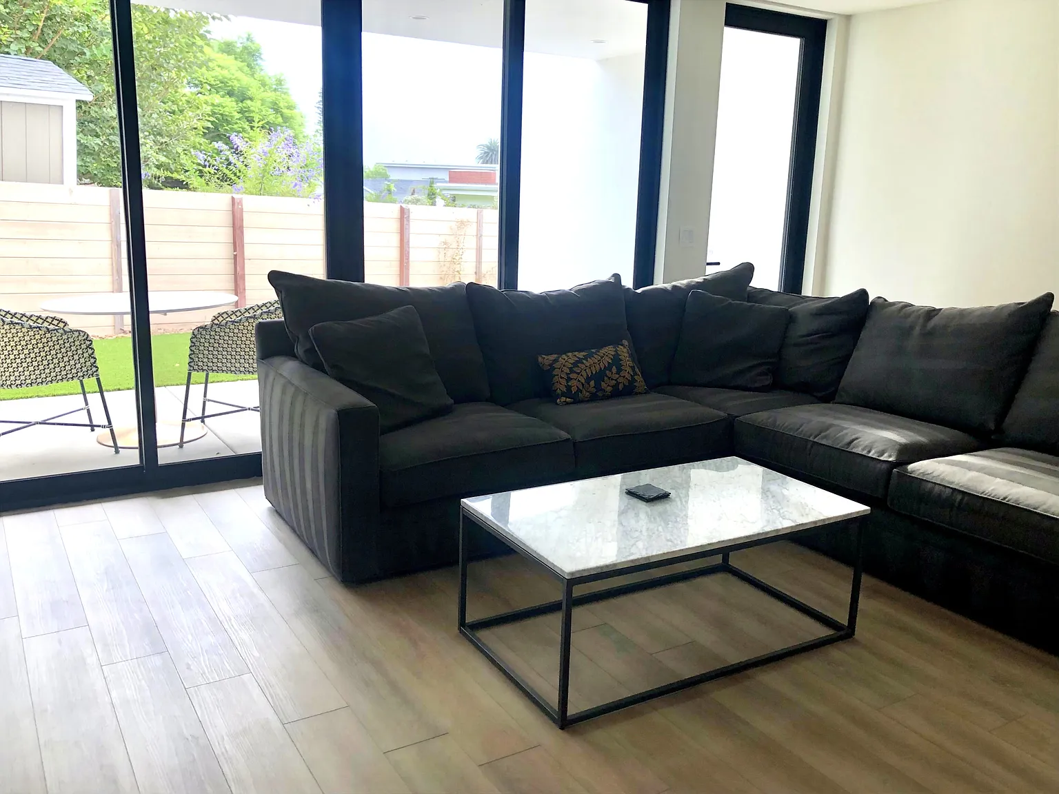 1 bed, 650 sqft, $3,500 — Photo 2