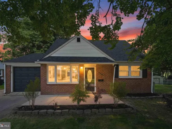 532 Lindsay St, Ridley Park, PA 19078