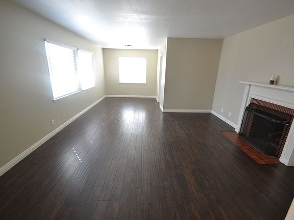 3rd image of 2287 Johnson Dr