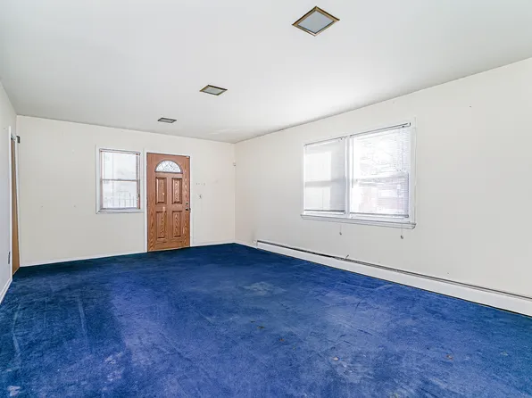 11 Denton Place image 31 of 47