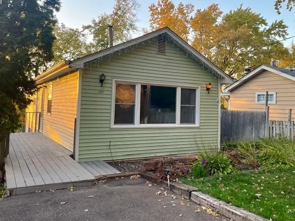 2343 Fairview Ln, Mound, MN 55364