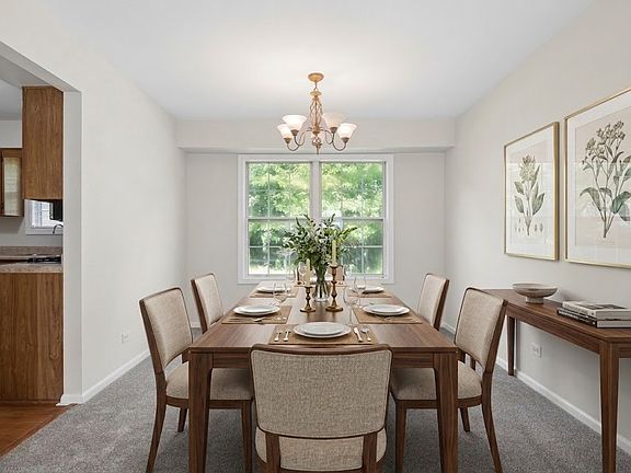4th image of 283 Meadowview Ln