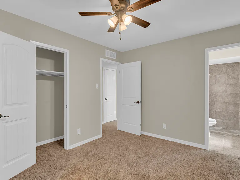 404 Rocca Ln — Photo 8