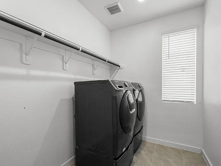 509 Brent Park Ct — Photo 15