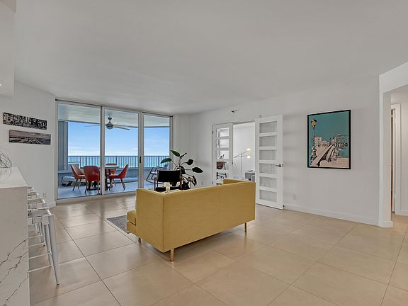 5th image of 5200 N Ocean Dr APT 803